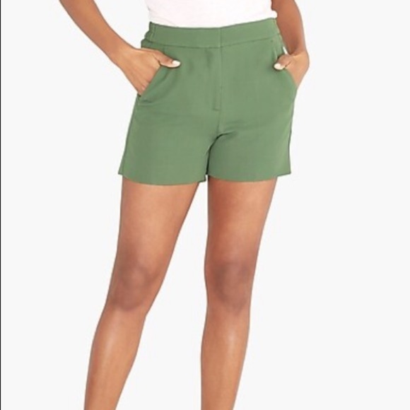 J by j crew 4" drapey crepe short size 2 s… - Picture 1 of 5